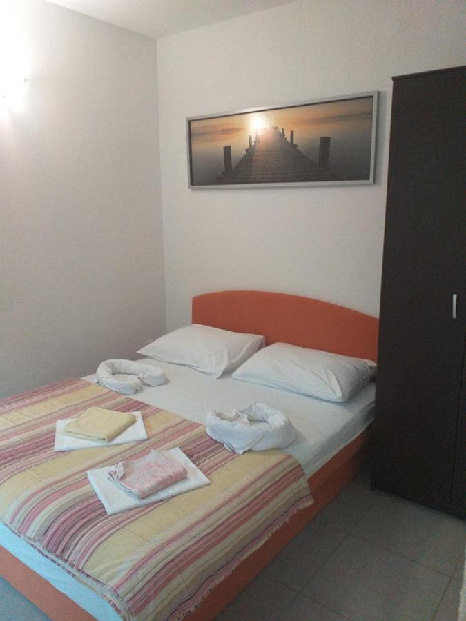 Legin Apartment Zivogosce Bagian luar foto