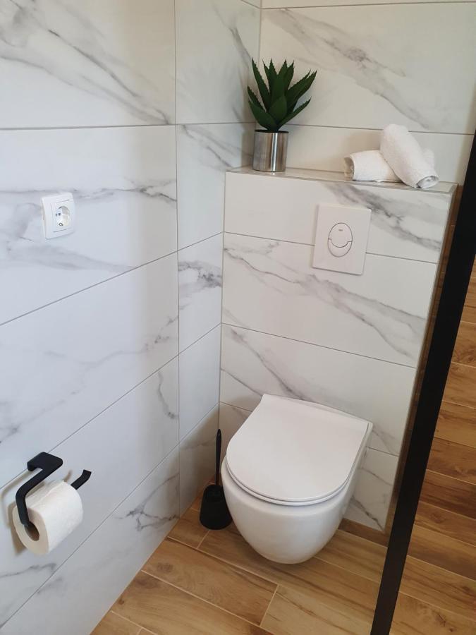 Legin Apartment Zivogosce Bagian luar foto