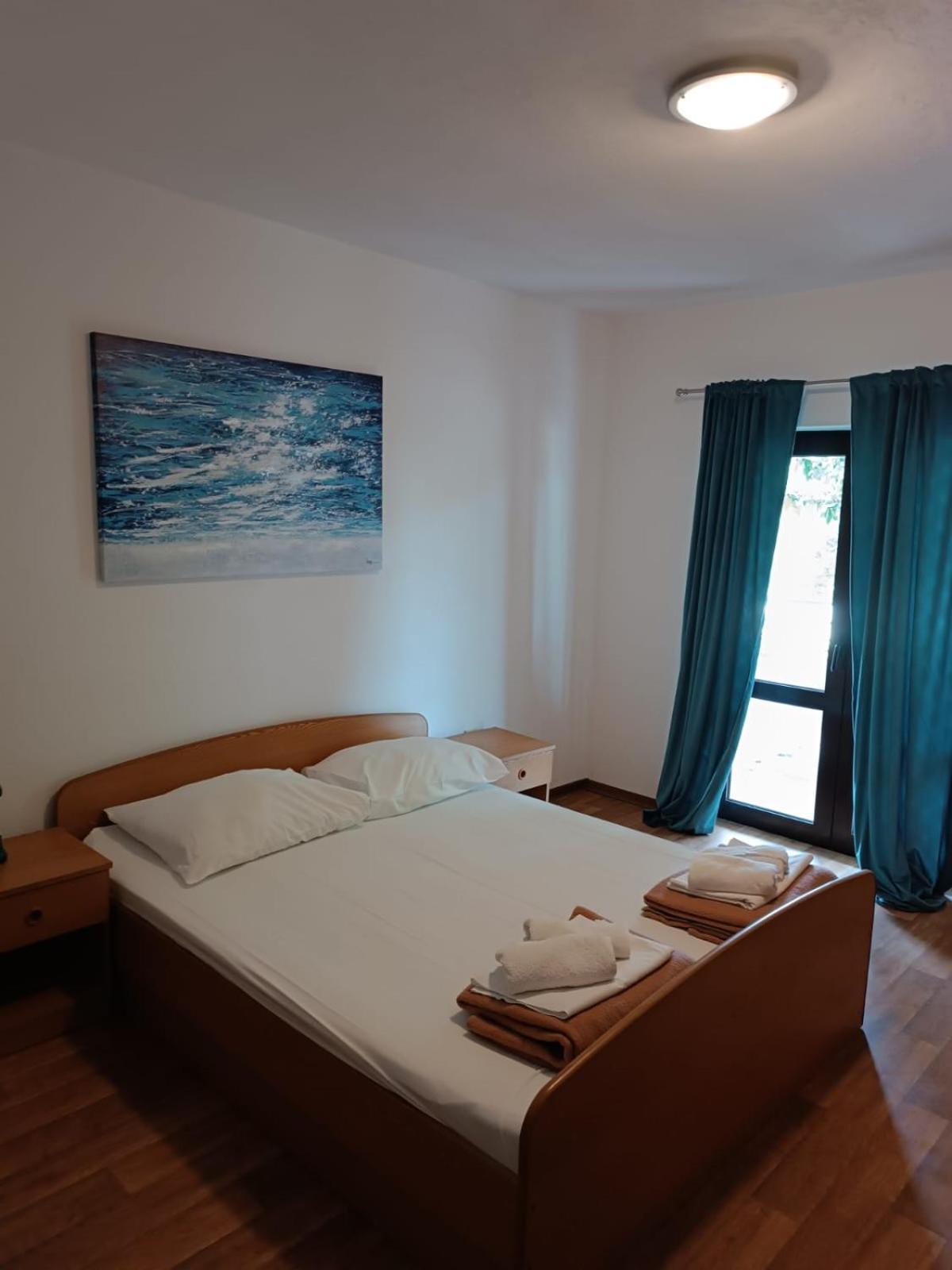 Legin Apartment Zivogosce Bagian luar foto