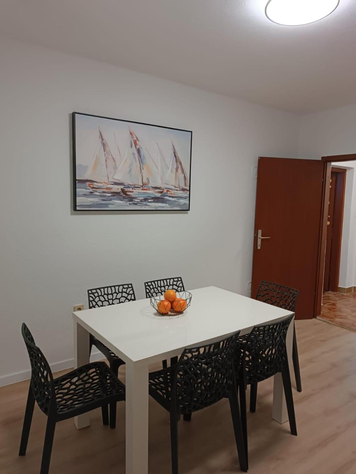 Legin Apartment Zivogosce Bagian luar foto