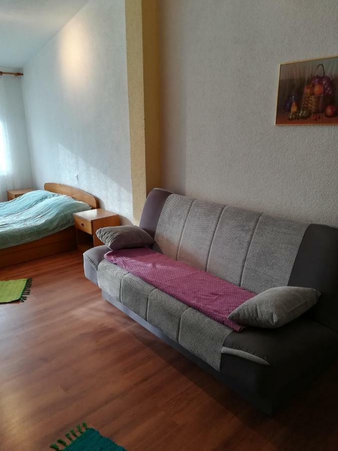 Legin Apartment Zivogosce Bagian luar foto