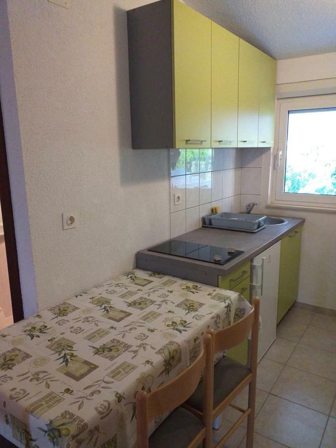 Legin Apartment Zivogosce Bagian luar foto